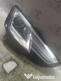 Far dreapta cu xenon Audi A4 B9 2016