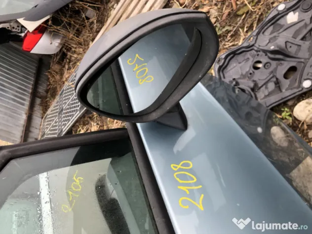 Oglinda dreapta manuala Seat Ibiza 2010