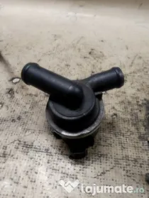 Pompa recirculare apa Audi A4 B8 2.0 2011