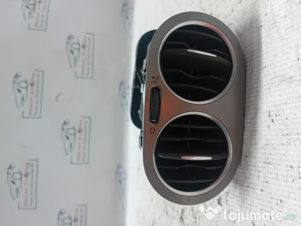 Grila ventilatie dreapta Volkswagen Tiguan 2011