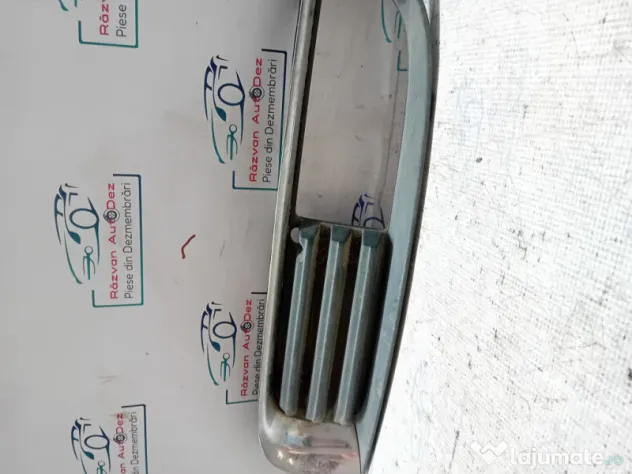 Grila proiector dreapta Opel Insignia A 2011