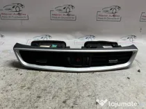 Grila ventilatie centrala Nissan Qashqai 1.6 Motorina 2016