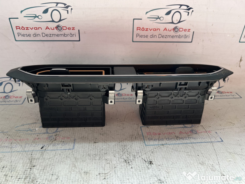 Grila ventilatie centrala Dacia Sandero 3 2022