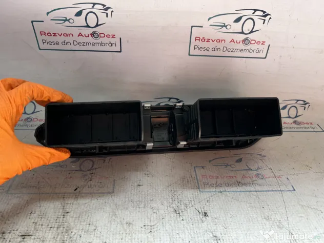 Grila ventilatie centrala Dacia Sandero 3 2022