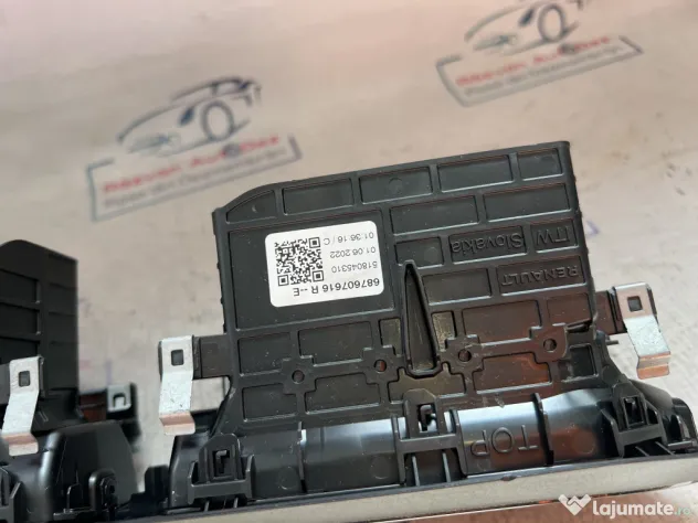 Grila ventilatie centrala Dacia Sandero 3 2022