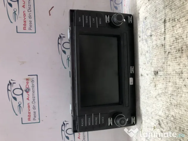 Display navigatie Volkswagen Passat B8 2015