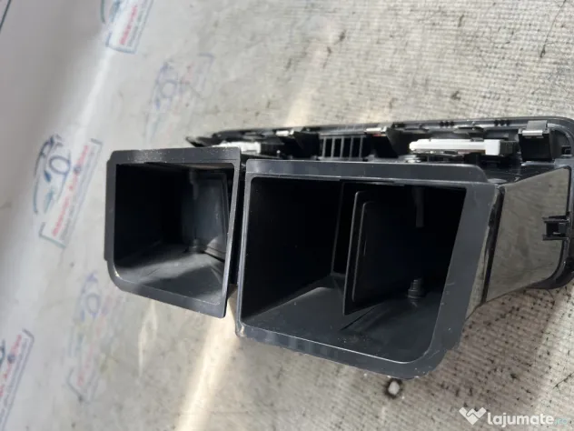 Grila ventilatie centrala Skoda Yeti 2012