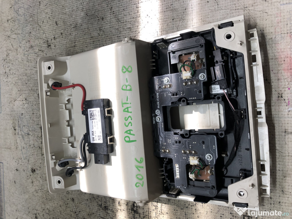 Plafoniera Volkswagen Passat B8 Break 2016