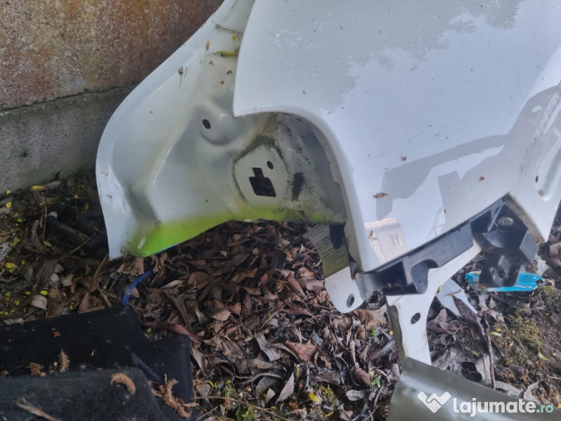 Aripa Dreapta Spate Citroen Cactus 2015
