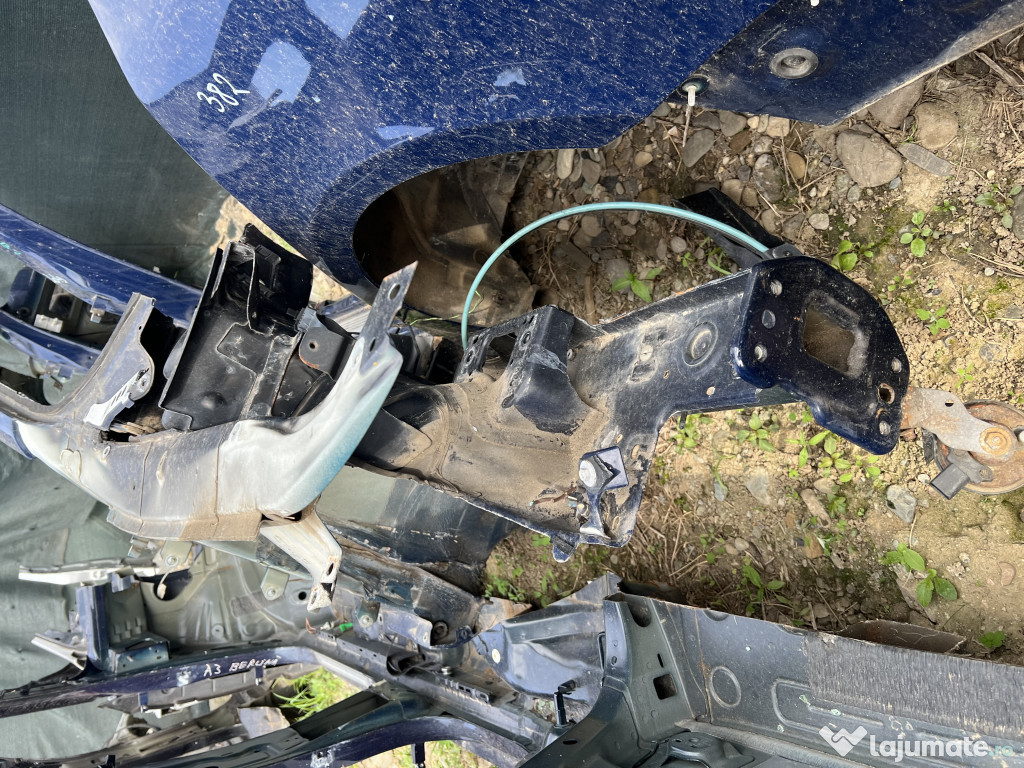 Lonjeron dreapta Skoda Superb 2 Berlina 2012