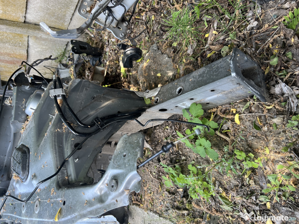 Lonjeron dreapta Audi A5 Cabrio 2012