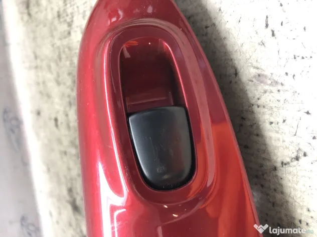 Buton geam dreapta spate Nissan Juke 1.6 Benzina 2015