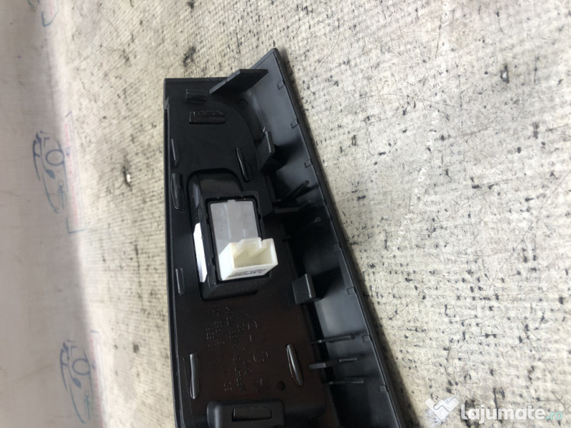 Buton geam dreapta spate Skoda Superb 2 2.0 Motorina 2014