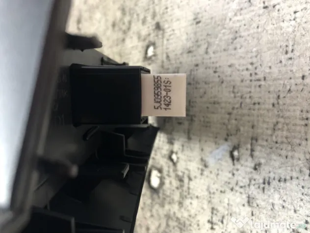 Buton geam dreapta spate Skoda Superb 2 2.0 Motorina 2014