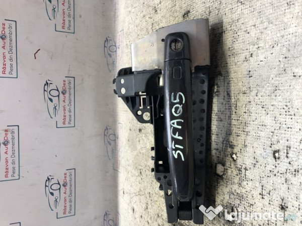 Maner exterior stanga fata Audi Q5 2010