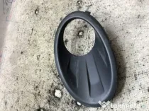 Grila proiector stanga Nissan Qashqai 2012