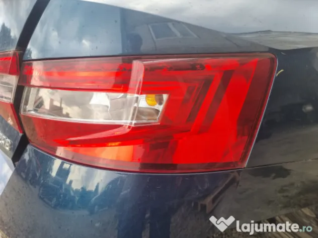 Stop dreapta aripa Skoda Superb 3 Berlina 2016