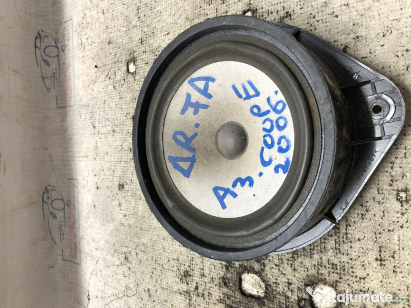 Boxa dreapta fata Audi A3 8P 2006