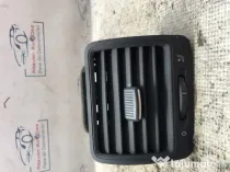 Grila ventilatie stanga Volkswagen Golf 5 2006