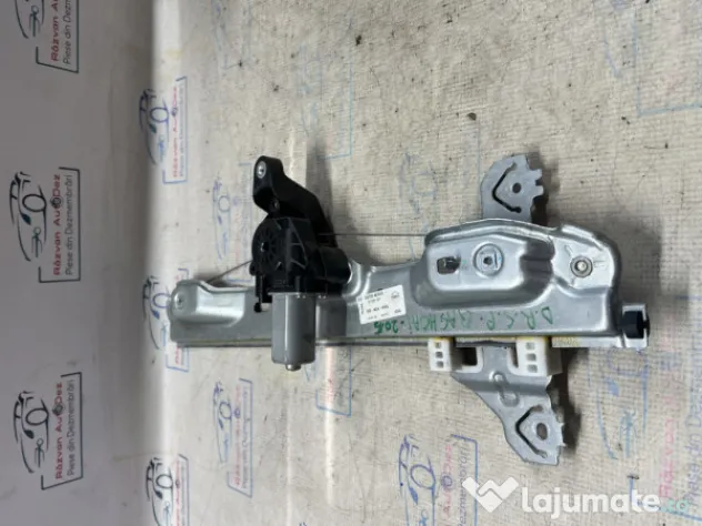 Macara geam dreapta spate Nissan Qashqai 2015