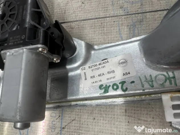Macara geam dreapta spate Nissan Qashqai 2015