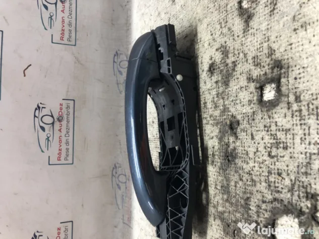 Maner exterior stanga fata Volkswagen Golf 6 2010