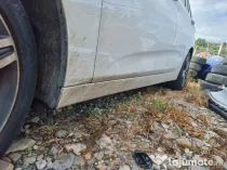 Prag stanga plastic BMW Seria 2 F46 2016