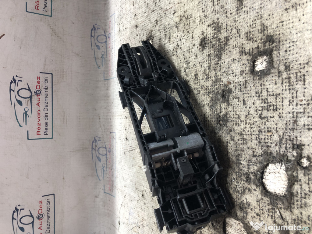 Maner exterior stanga spate Volkswagen Golf 6 2010