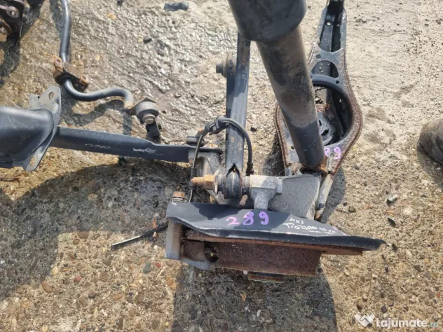 Fuzeta stanga spate Volkswagen Tiguan 2012