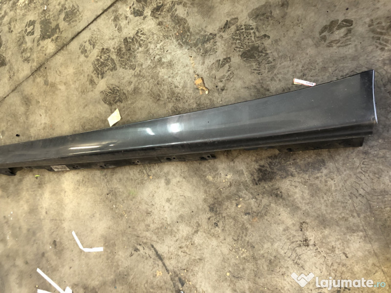 Prag stanga plastic BMW 320 F30 2014