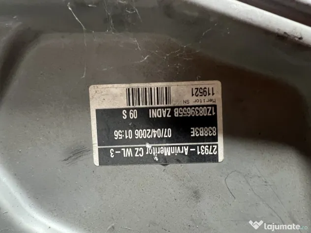 Macara geam stanga spate Skoda Octavia 2 2008