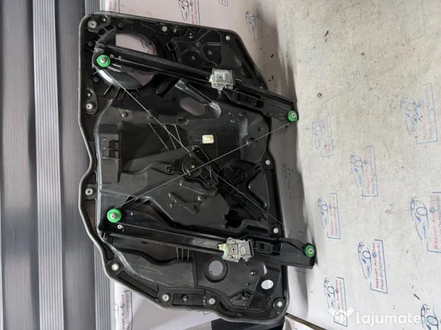 Macara geam stanga fata Volkswagen Touareg 2012