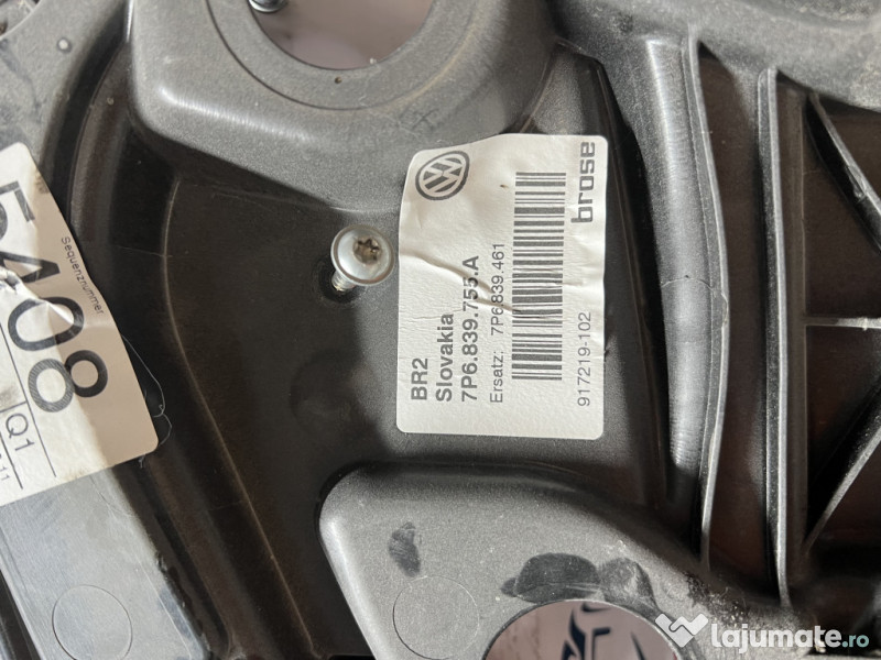 Macara geam stanga spate Volkswagen Touareg 2012