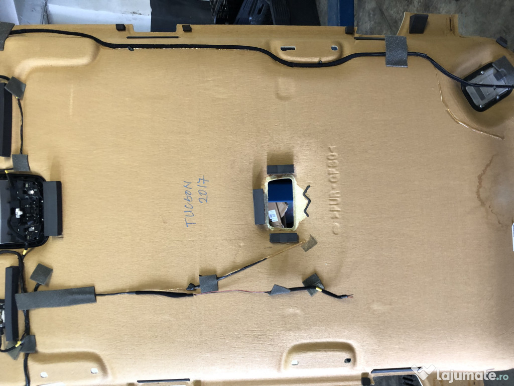 Plafon material Hyundai Tucson 2017