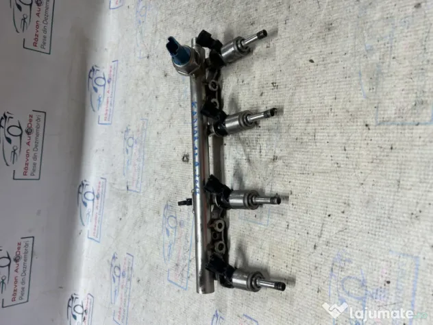 Rampa plus injectoare Renault Kadjar 1.2 Benzina 2017