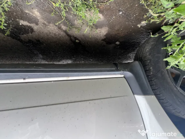 Prag stanga tabla Dacia Duster 1.5 Motorina 2013