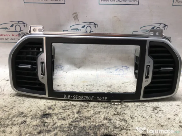 Grila ventilatie centrala Kia Sportage 1.6 Benzina 2017