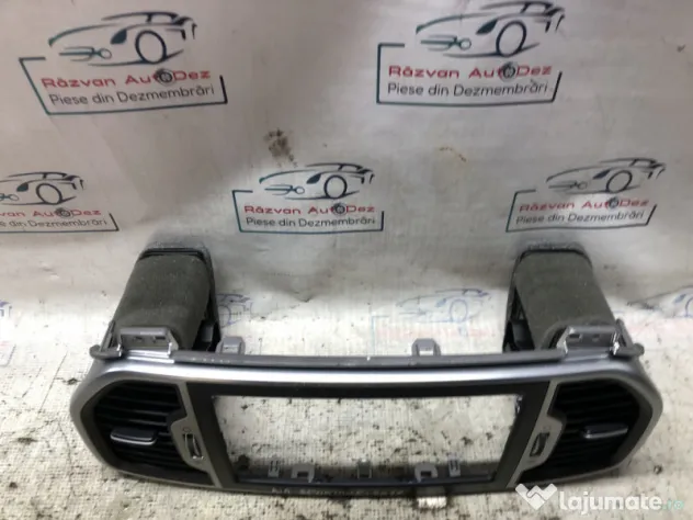 Grila ventilatie centrala Kia Sportage 1.6 Benzina 2017
