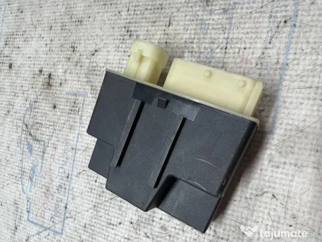 Releu ventilatoare Peugeot 3008 2016