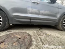 Prag dreapta plastic Hyundai Santa Fe 2.2 Motorina 2014