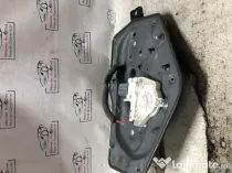 Macara geam stanga spate Skoda Superb 2 2010