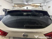 Luneta hayon Nissan Qashqai 2017