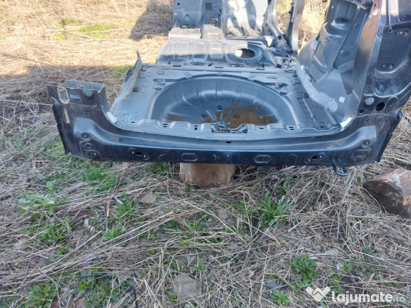 Fusta Tabla Spate Dacia Duster 1.5 Motorina 2019