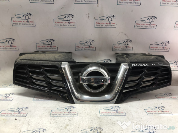 Grila bara fata Nissan Qashqai+2 - Motorina 2012