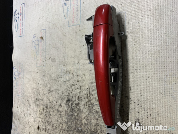 Maner exterior stanga spate Peugeot 3008 - Motorina 2010