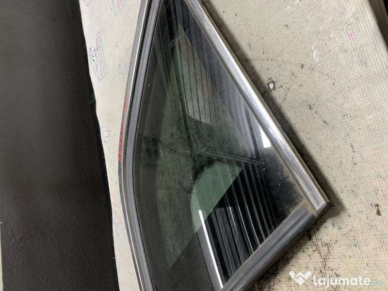 Geam aripă stanga spate Opel Antara - Motorina 2012