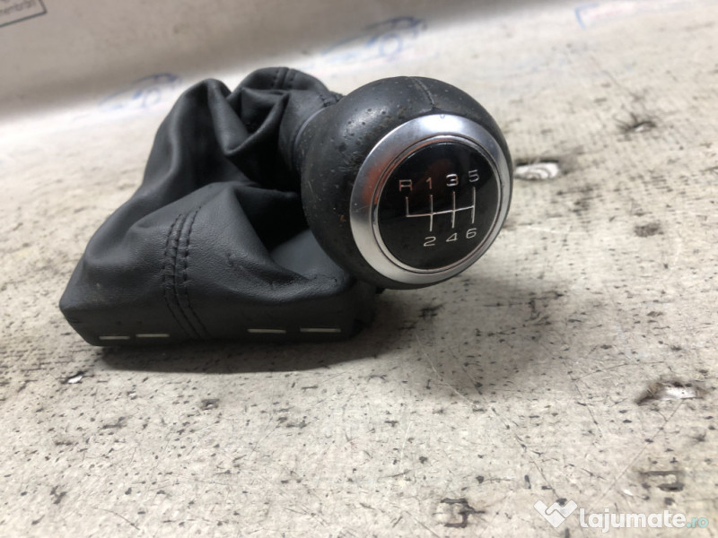 Nuca schimbator 6+1 trepte Audi A4 B8 - Motorina 2013