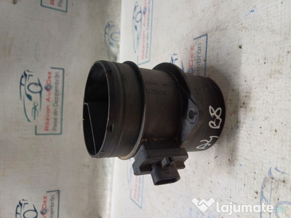 Debitmetru aer Audi A4 B8 2.0 Motorina 2010