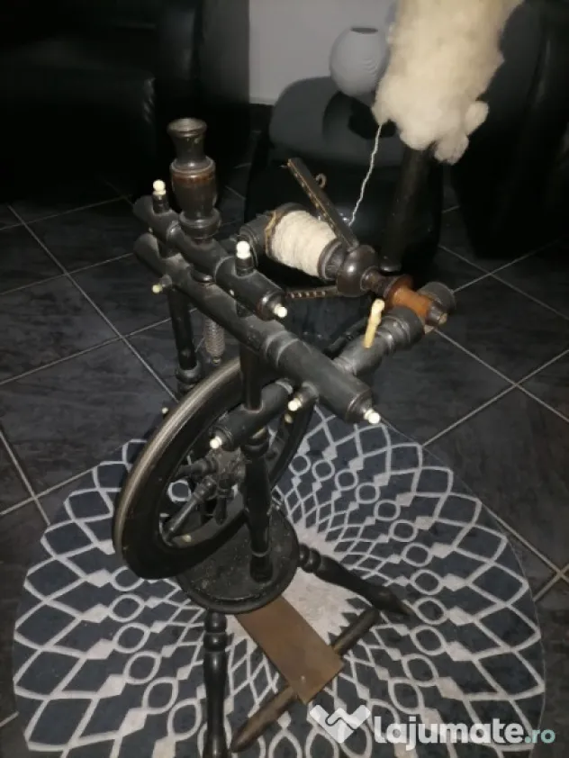 Roata tors vintage