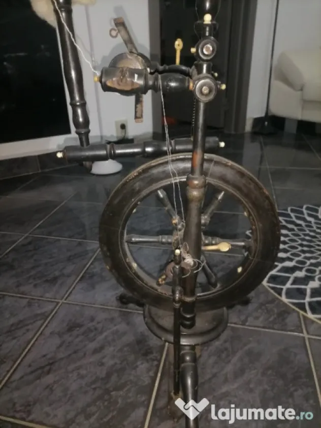 Roata tors vintage
